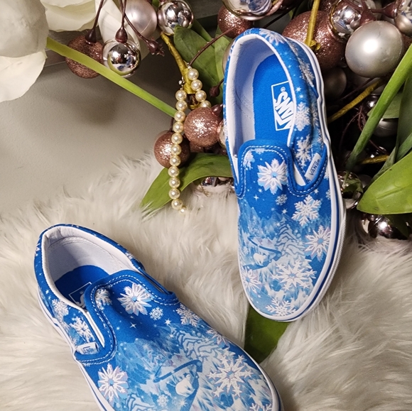 Vans CLASSIC SLIP-ON V KIDS 'SNOWFLAKES - WINTER WONDERLAND size2.5 new - Picture 3 of 8